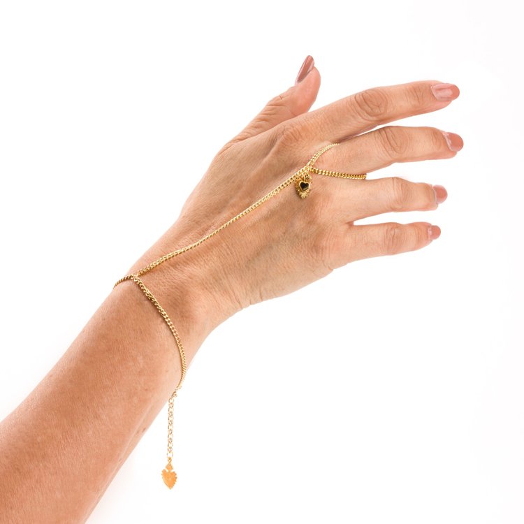 La Reina Santa Erica Hand Chain