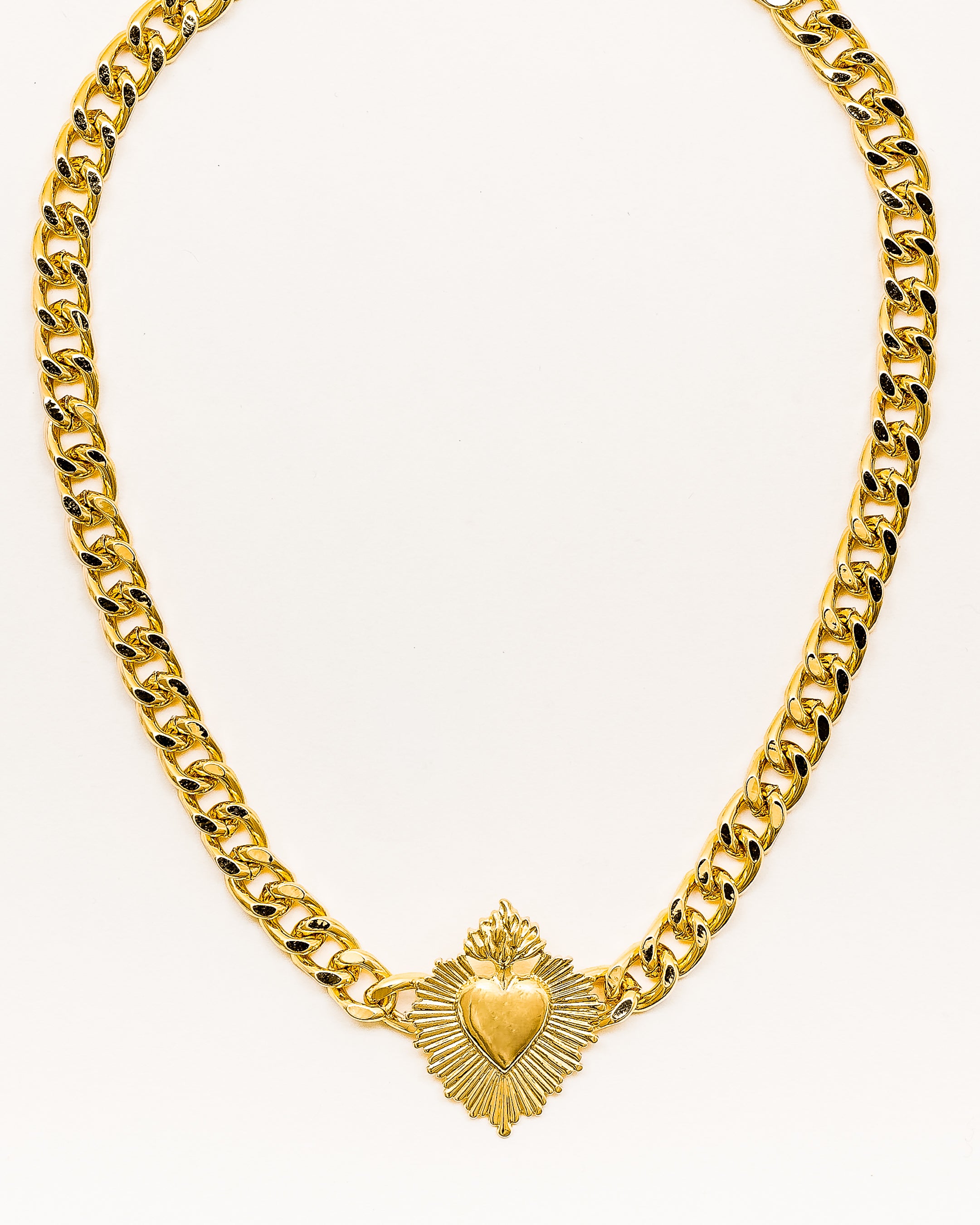 La Reina Amor Necklace