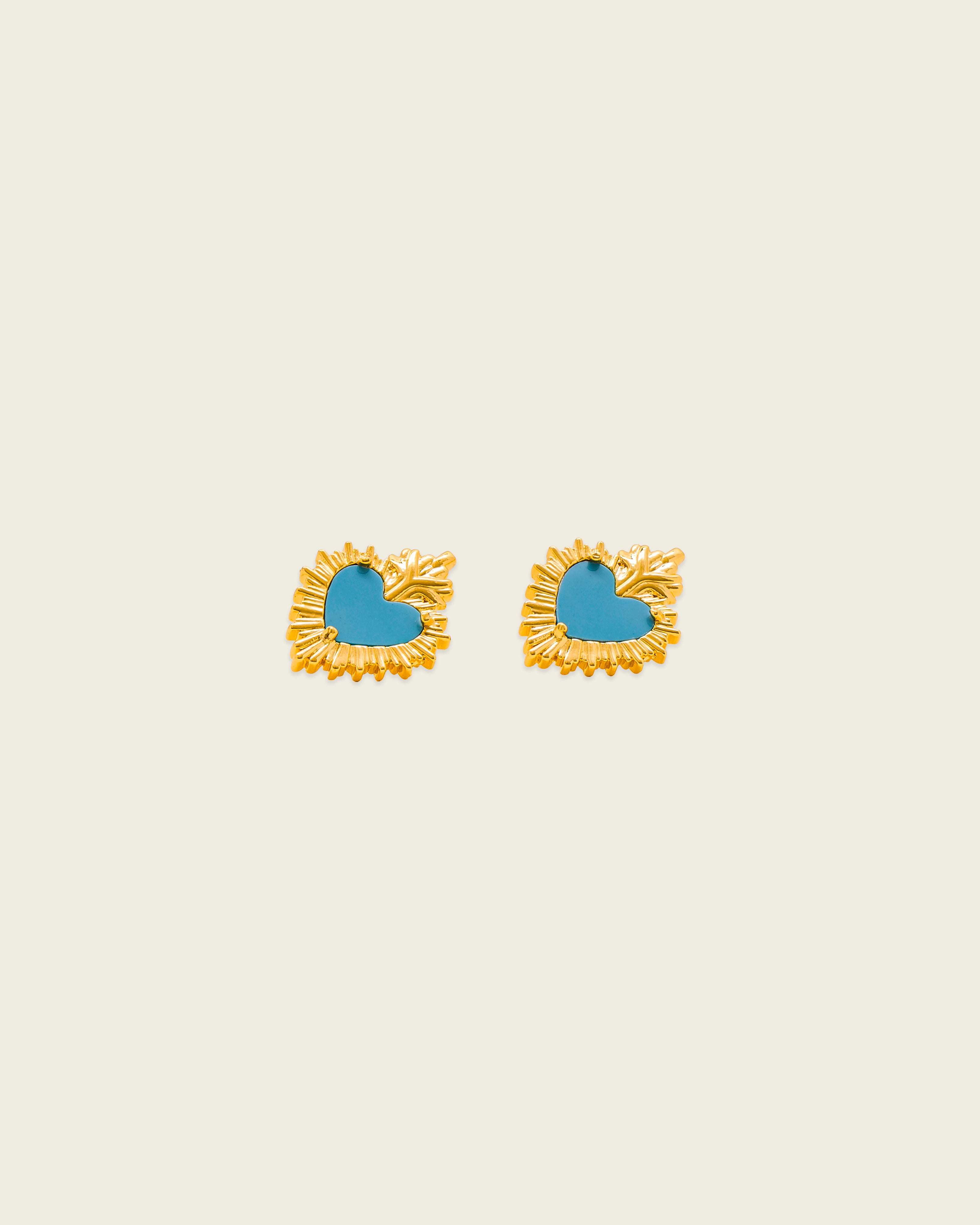 Corazón Stud Earrings