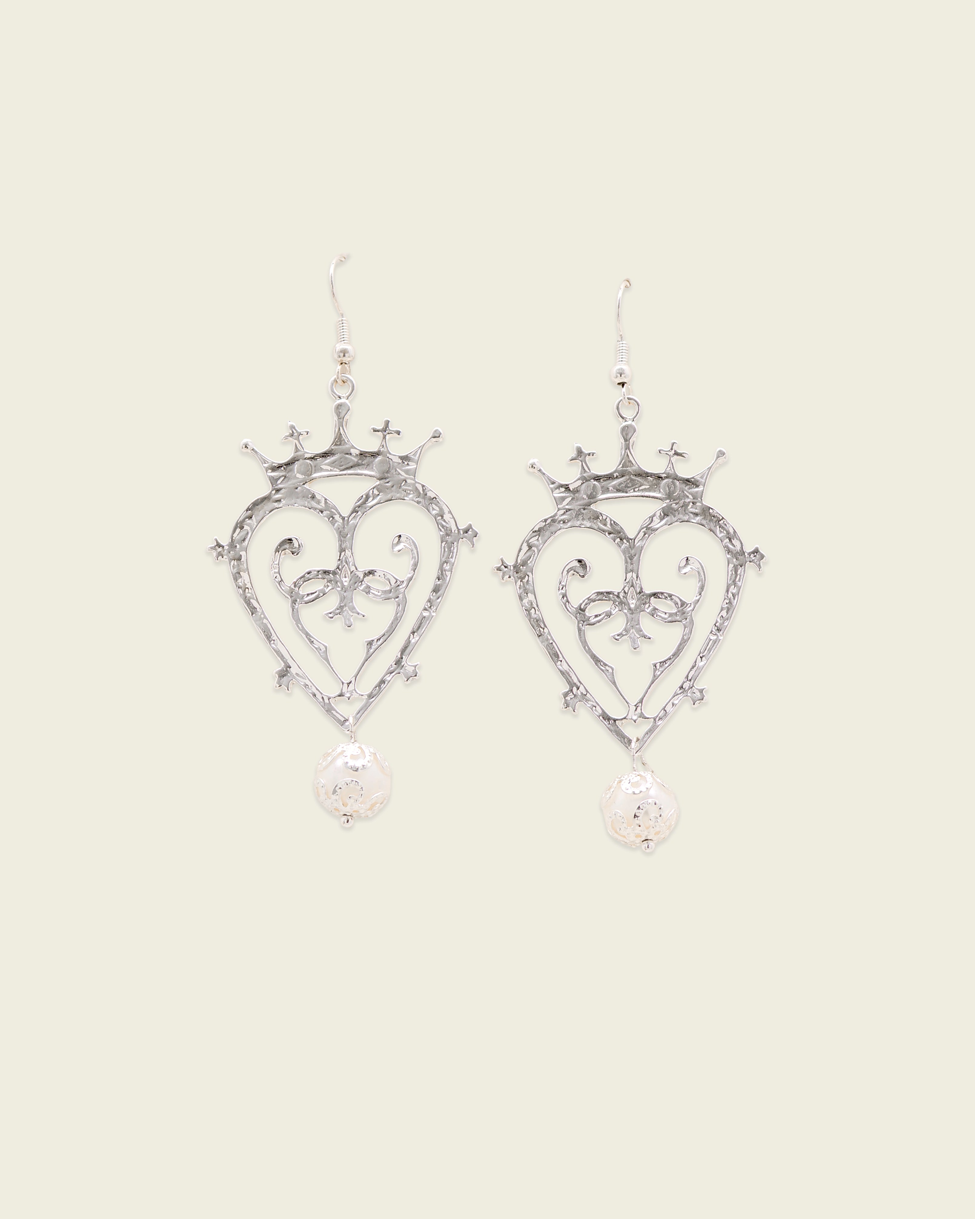 Santa Mona Deux Earrings