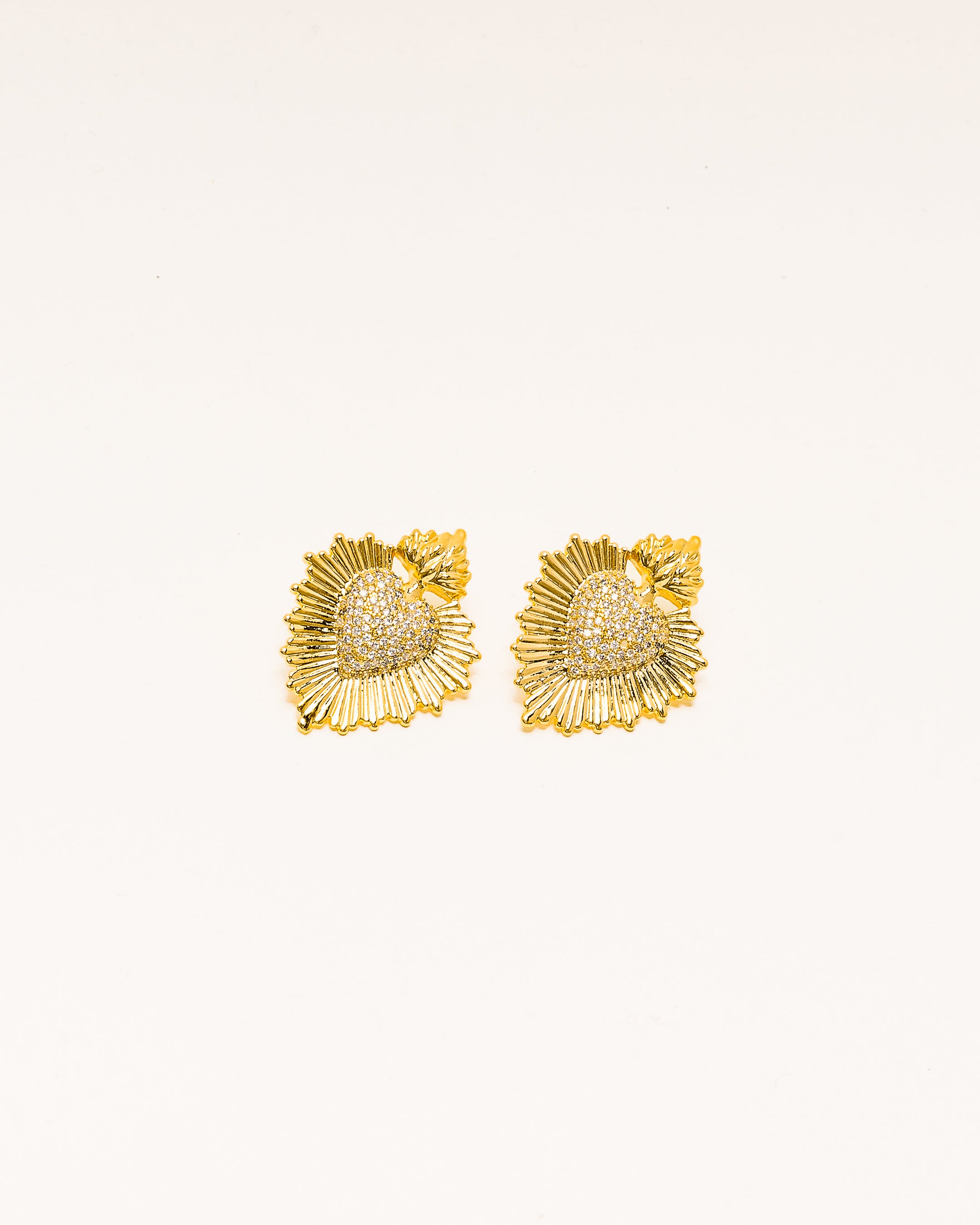 Corazon Diamante Earrings