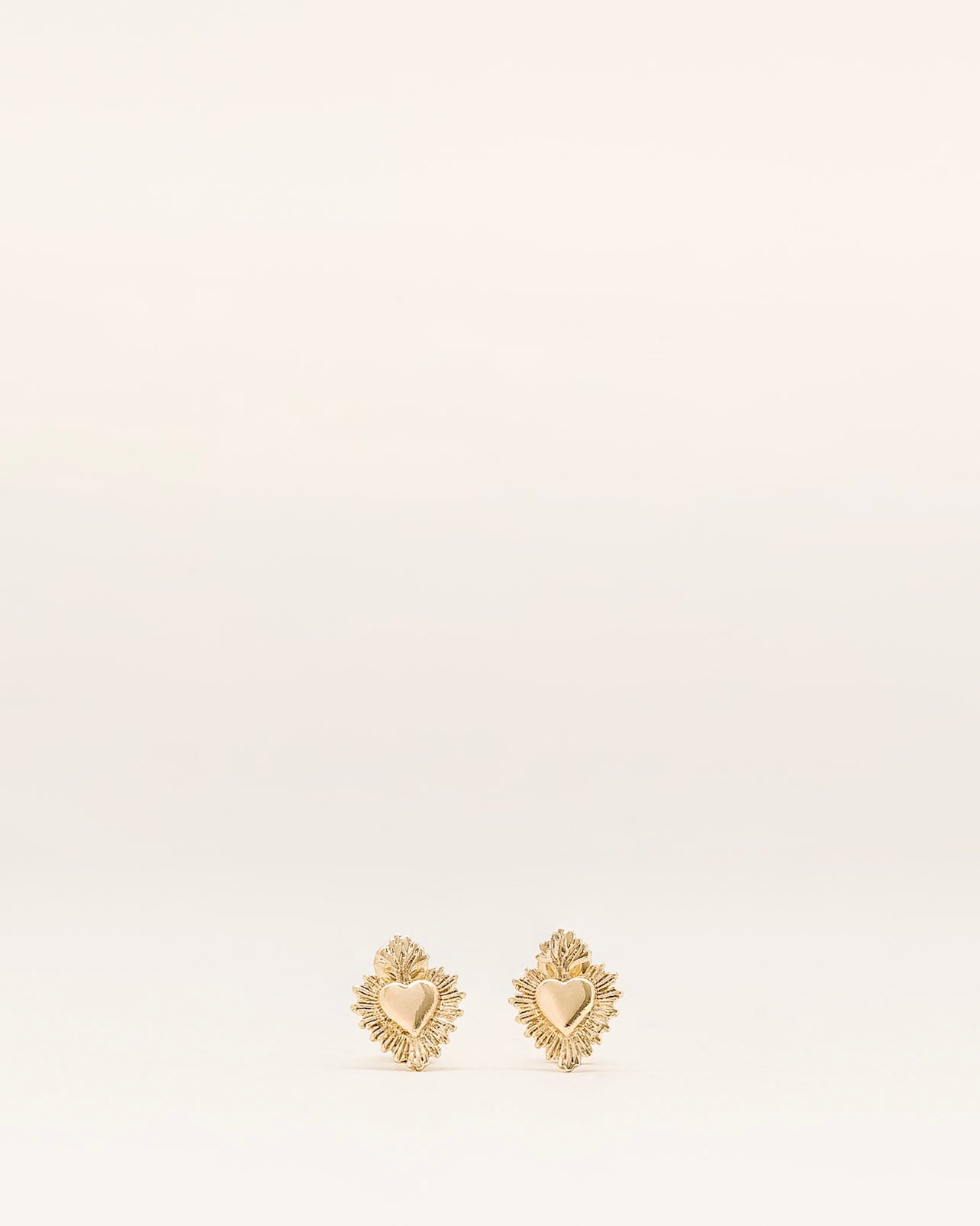 La Reina Sacred Heart Earrings
