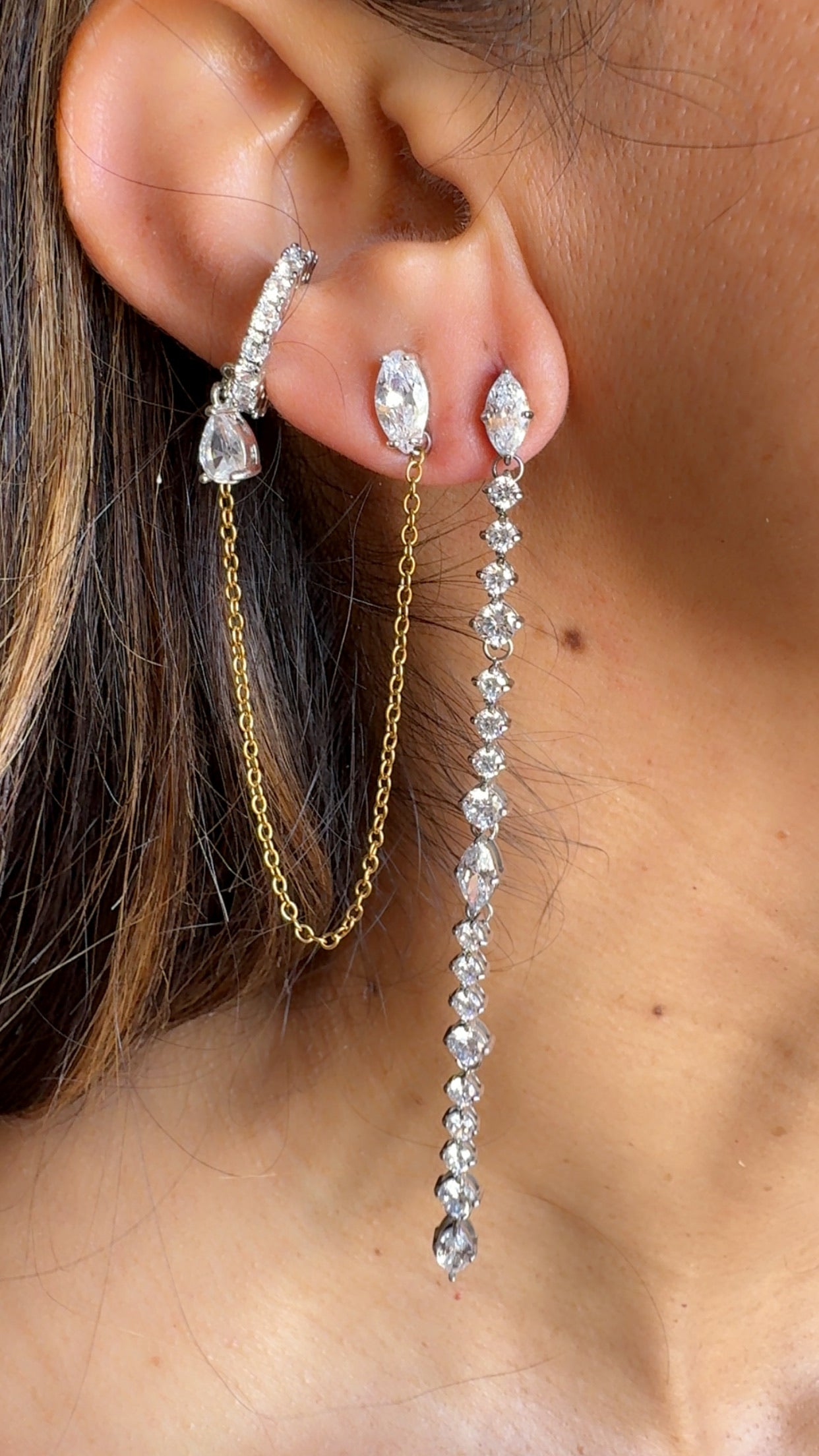 Santa Capri Earring Cuff