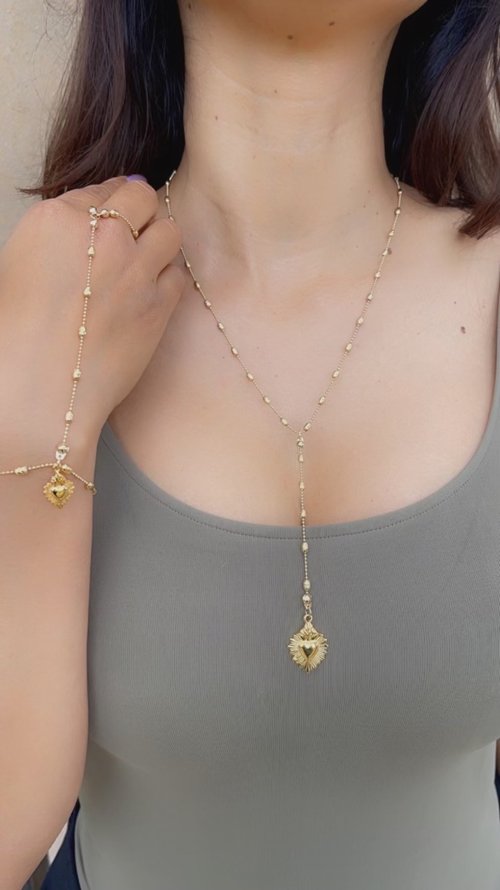 Santa Erica Rosario Hand Chain