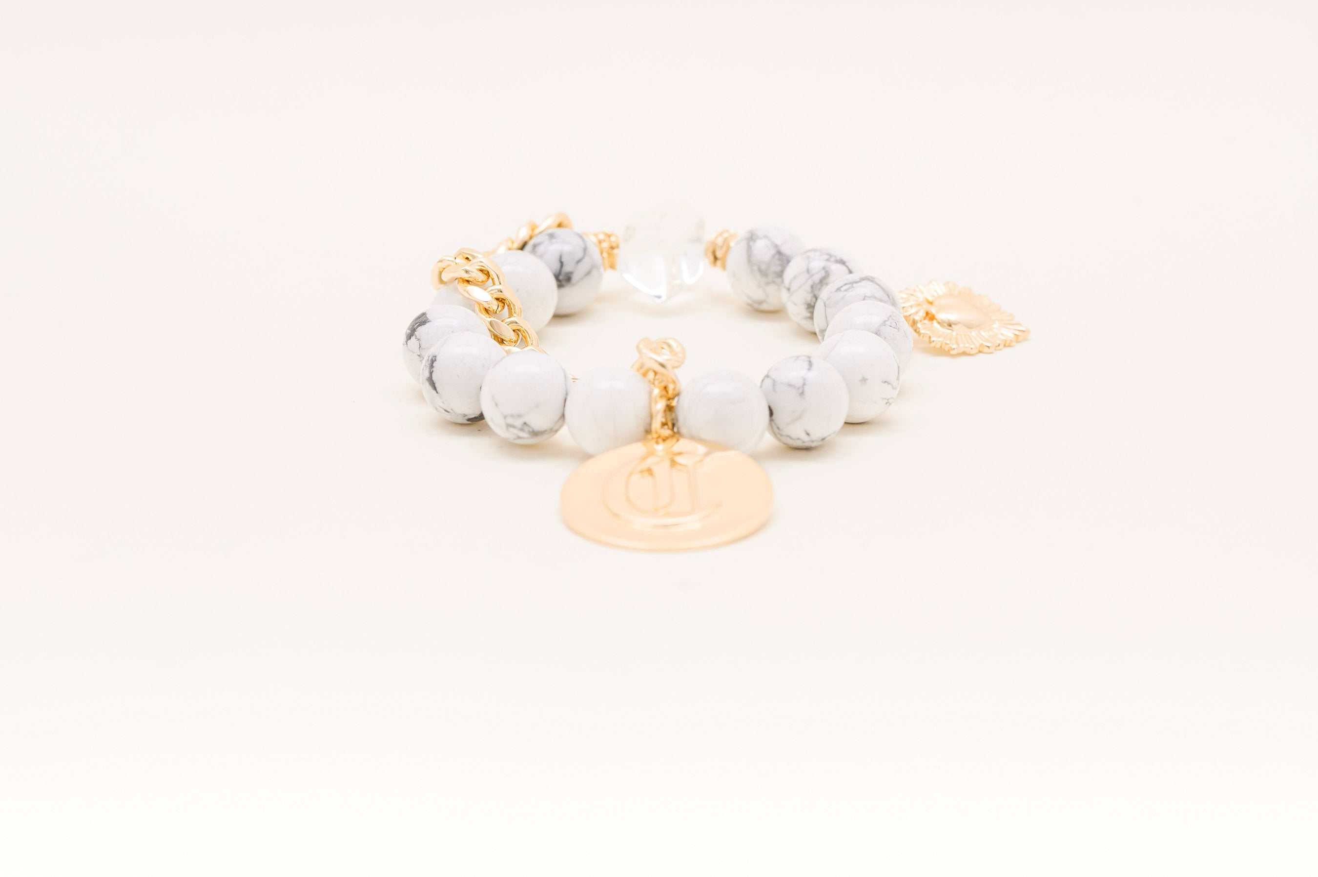 Inicial Quartz Bracelet