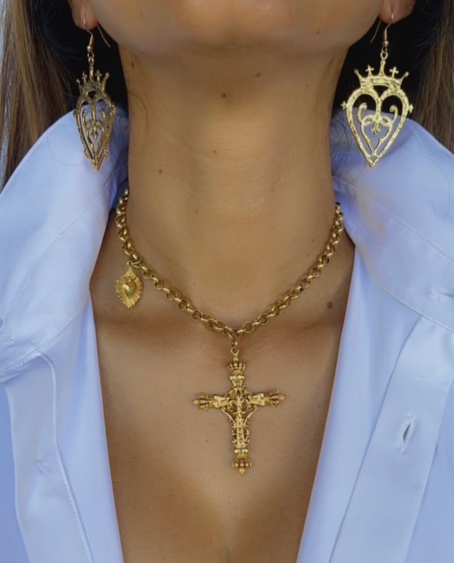 Santa Esperanza Necklace