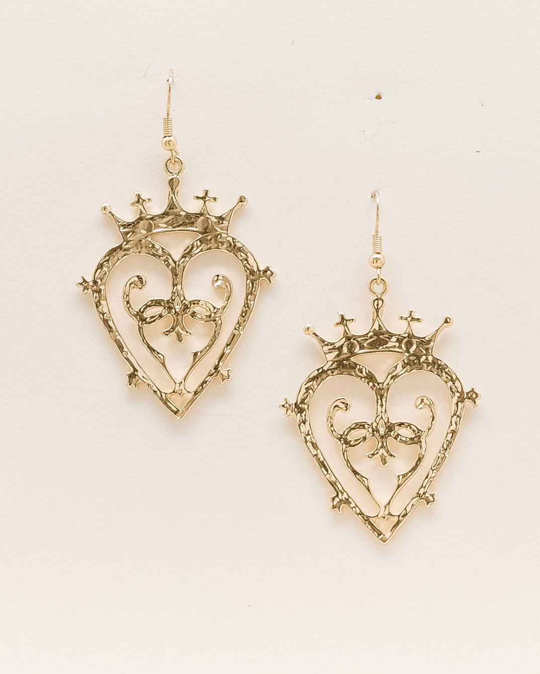 Santa Mona Earrings