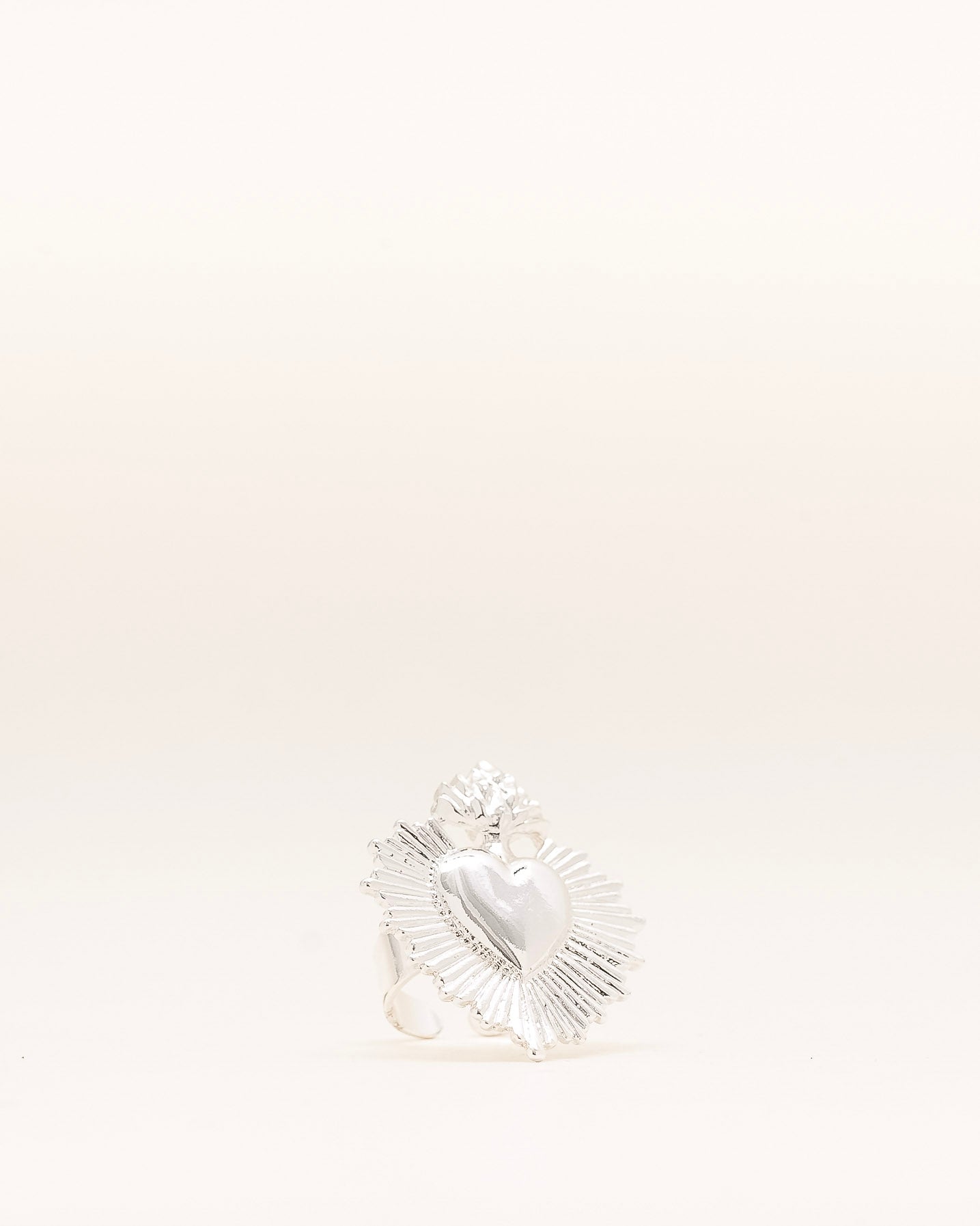 La Reina Sacred Heart Ring