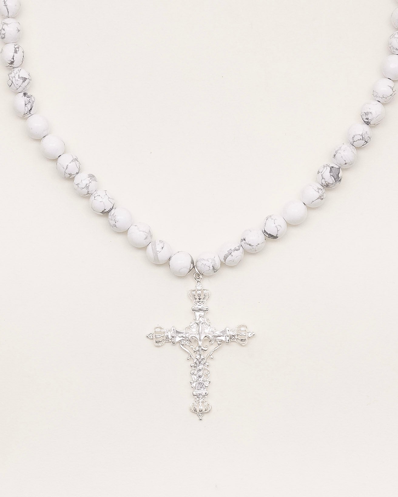 Santo Zion Necklace