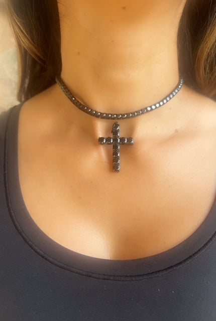 Santa Diamante Noche Necklace