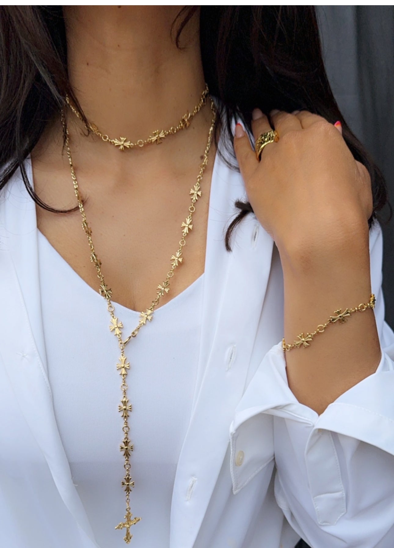 Santa Emilie Choker - Gold