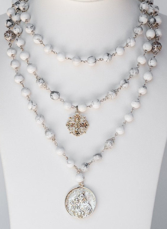 Santa Aurora Necklace HSF 0161