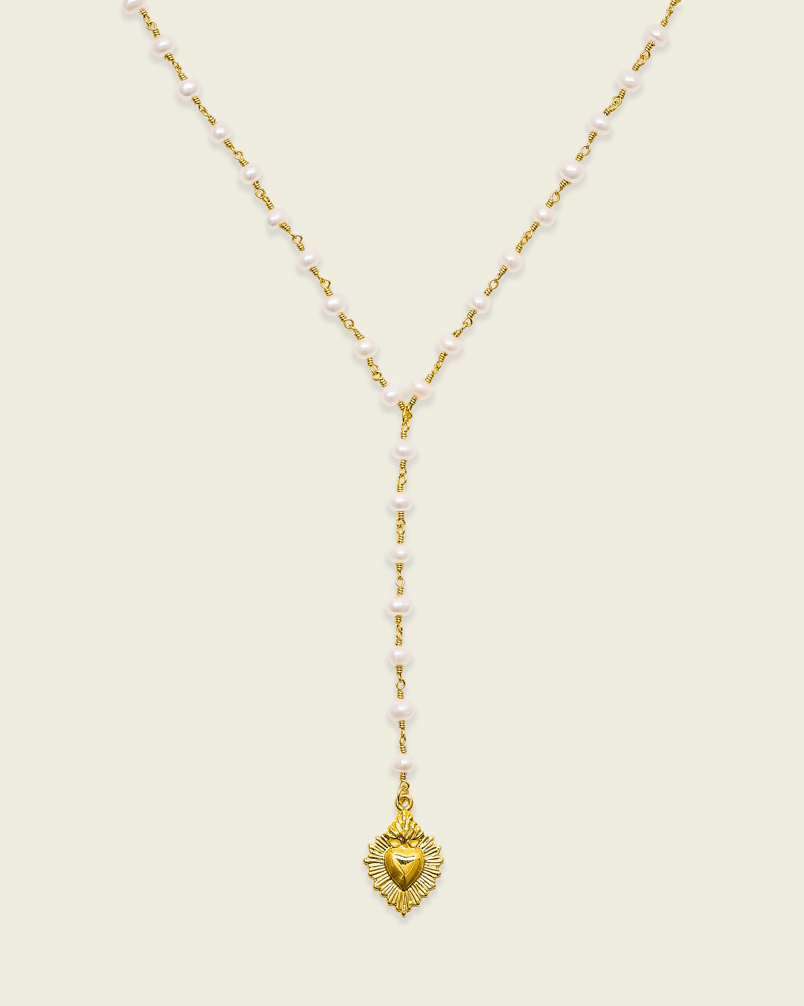 Pearl Corazón Sagrado Necklace