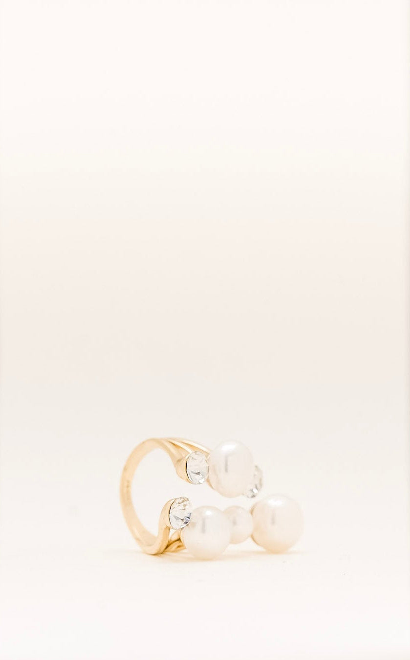 Santa Perla Crystal Ring