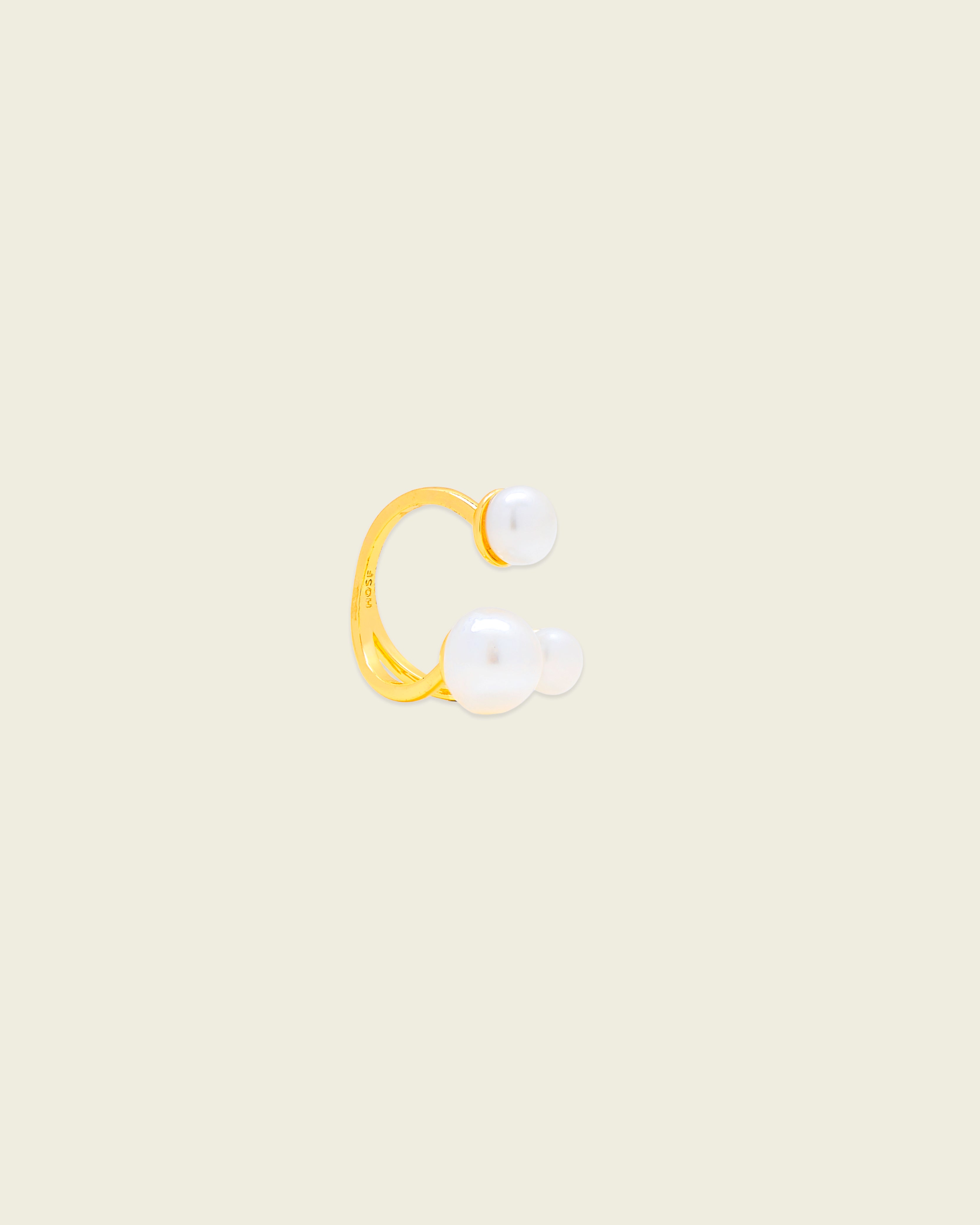 Santa Tres Perlas Ring Adjustable