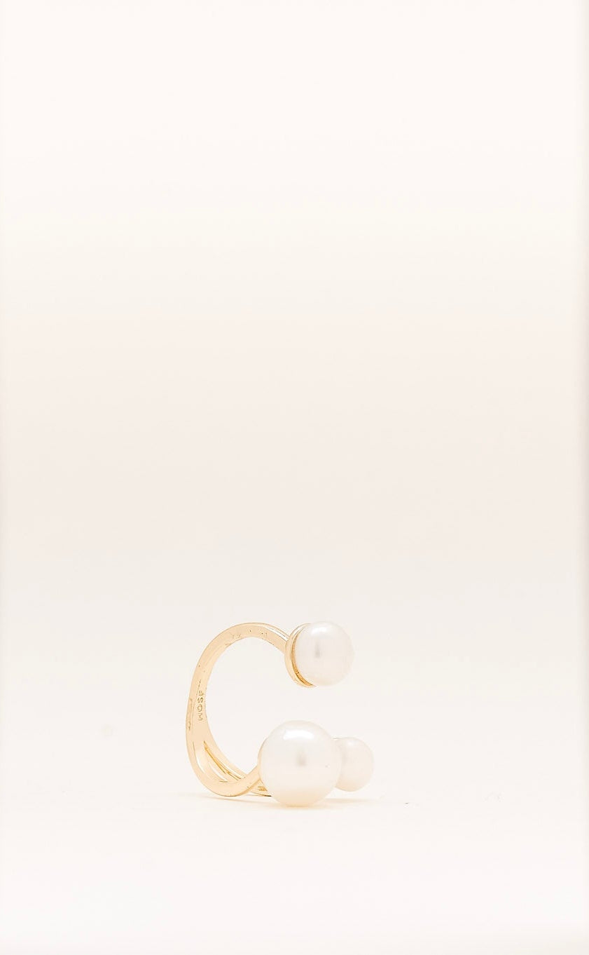 Santa Tres Perlas Ring Adjustable