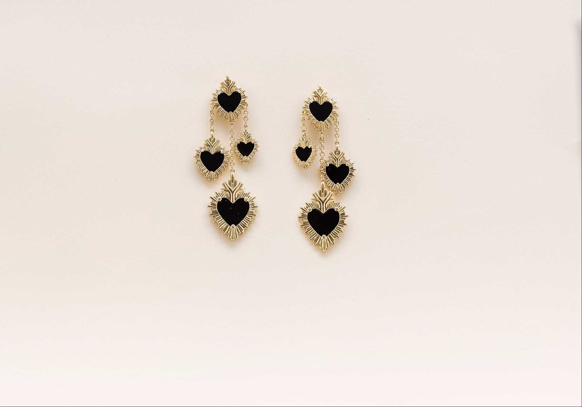El Corazón Chandelier Earrings