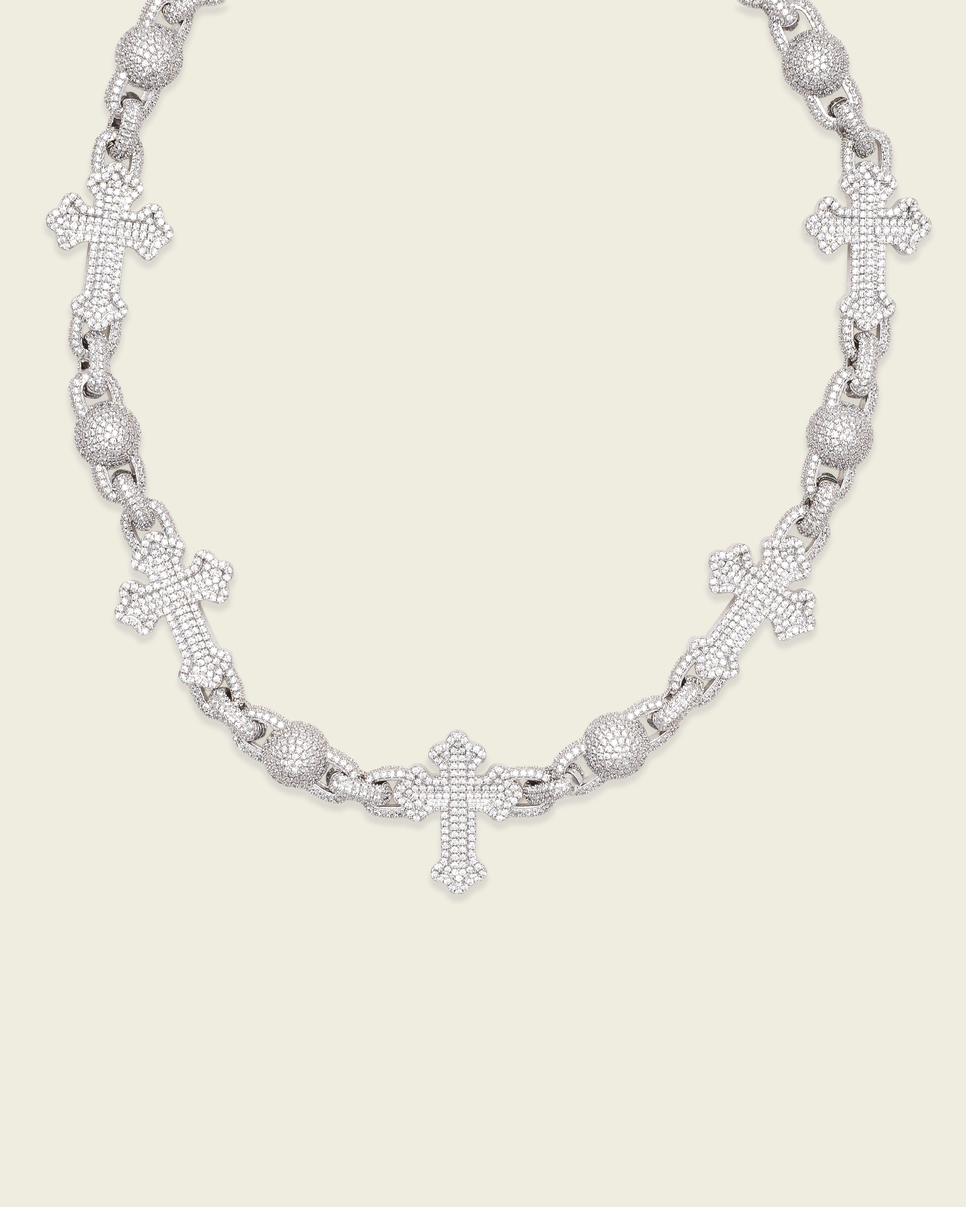 Santo Diamante Cruz Necklace