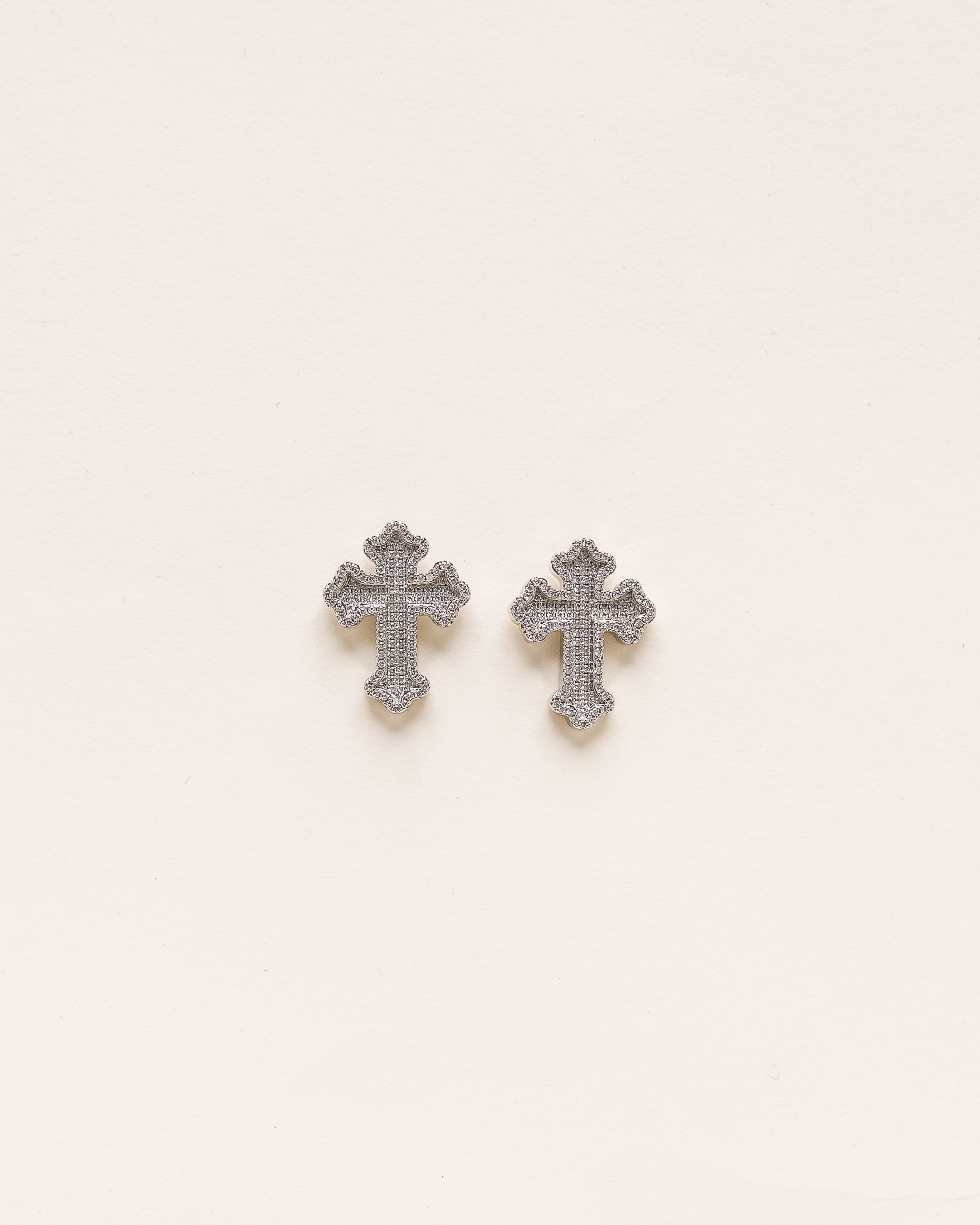 Santo Diamante Cruz Earrings