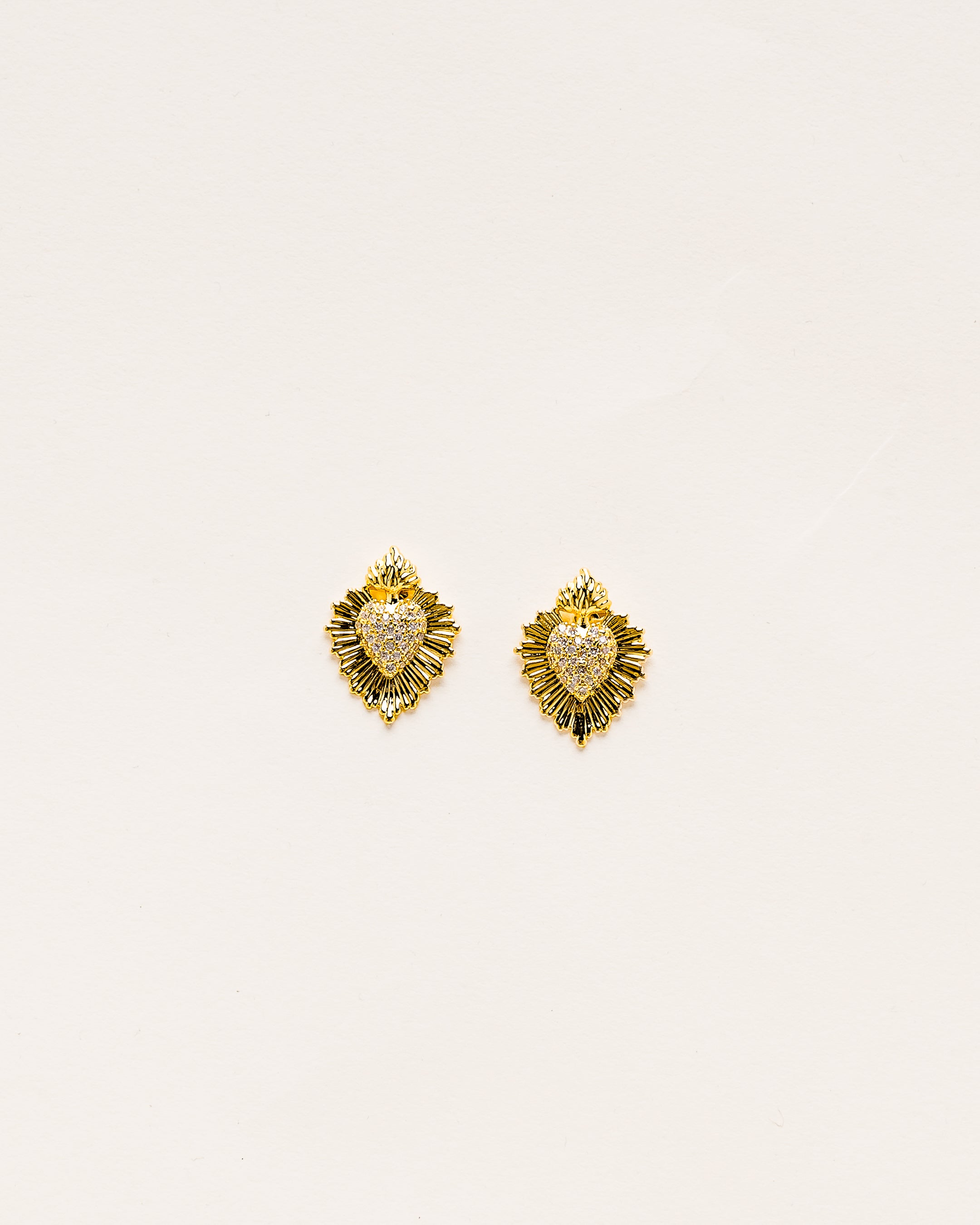 Corazon Diamante Earrings