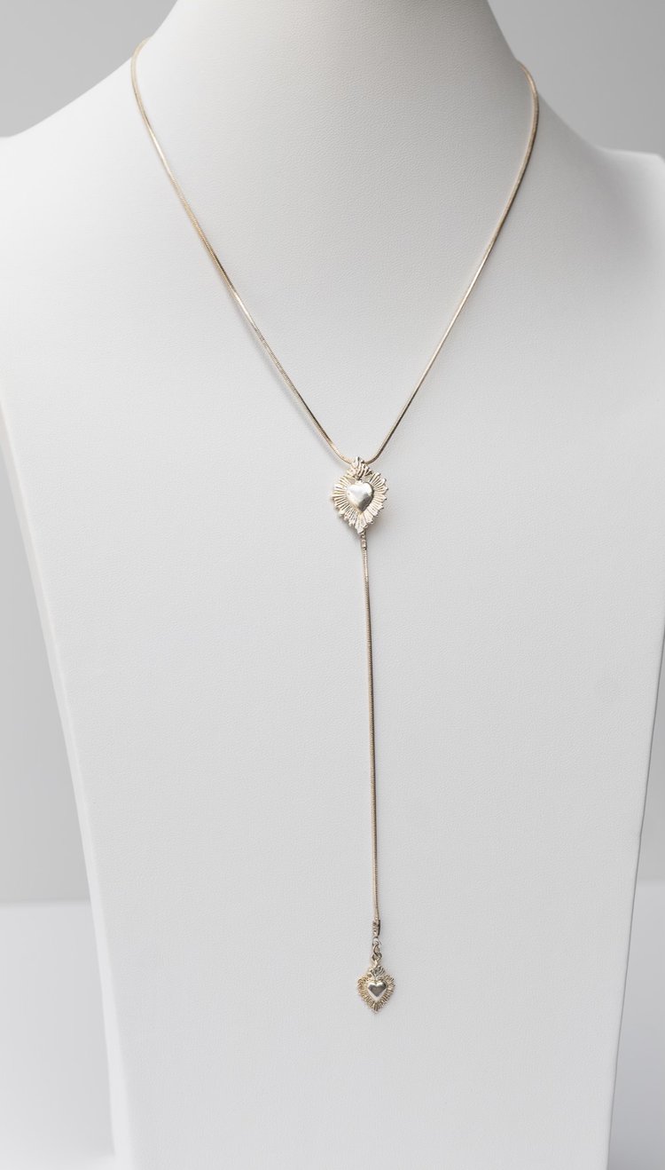 La Reina De Corazon Necklace