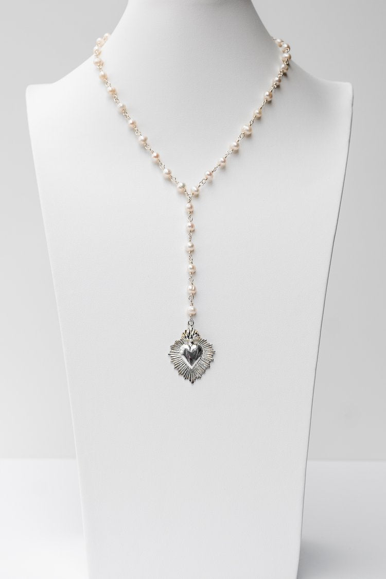 Pearl Corazón Sagrado Necklace