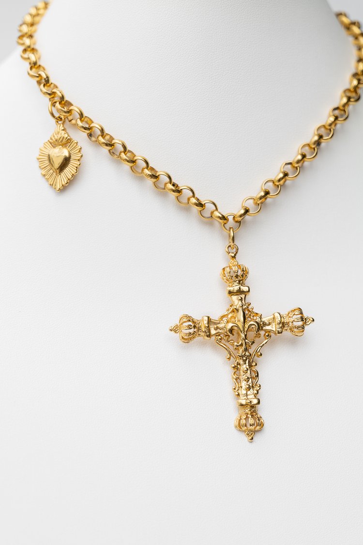 Santa Esperanza Necklace