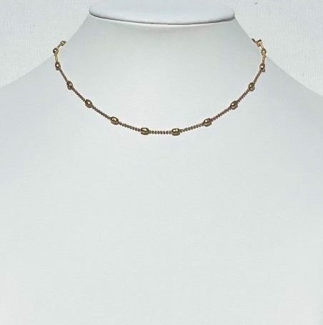 Santa Rosario Choker