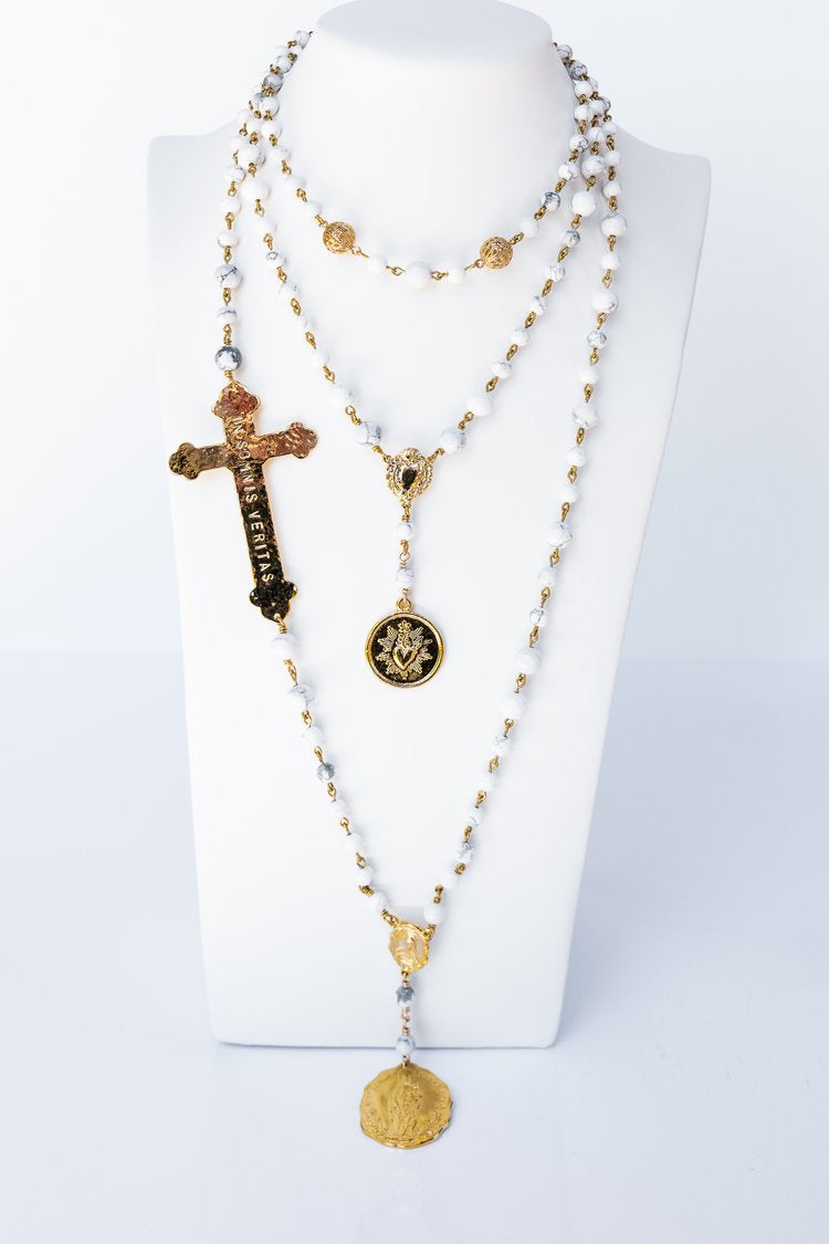 Santa Victoria Necklace