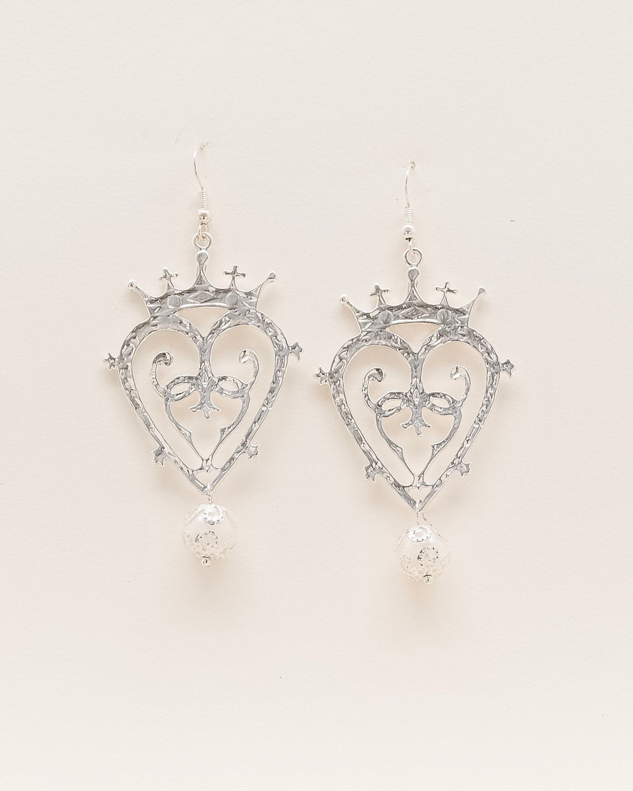 Santa Mona Deux Earrings