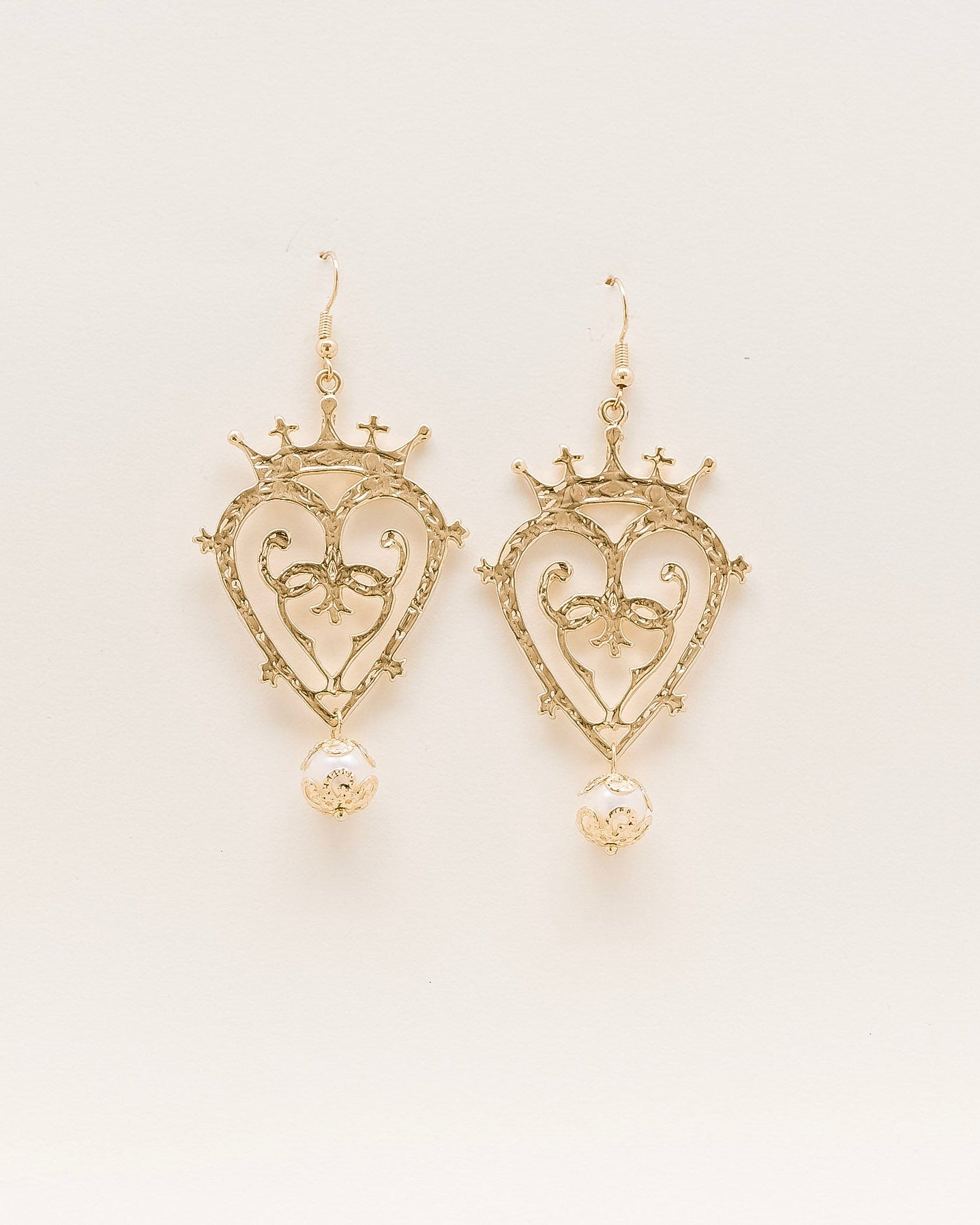 Santa Mona Deux Earrings