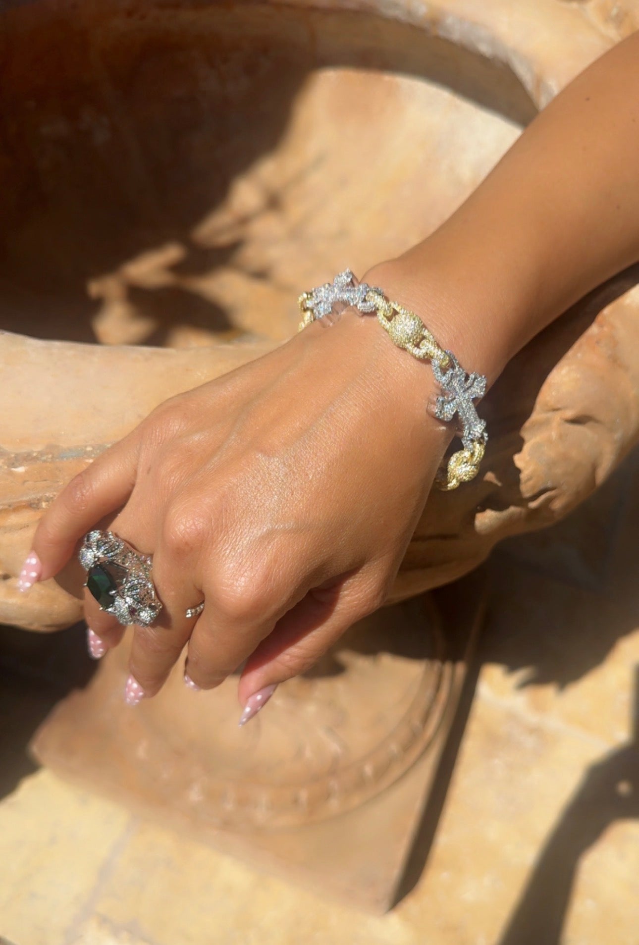 Santa Diamante Cruz Bracelet